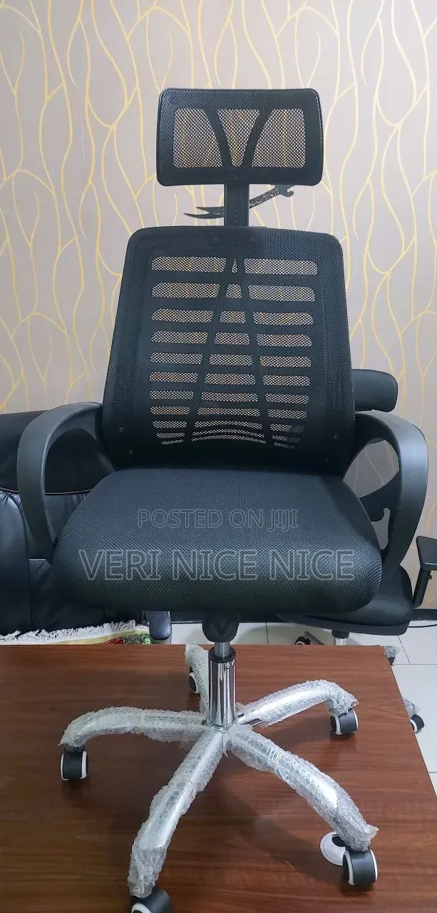 Secaketer Chairs
