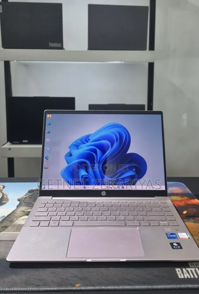 New Laptop HP Pavilion 14 16GB Intel Core i7 SSD 512GB
