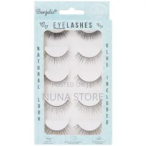 Glue Natural Eye Lashes With Fair