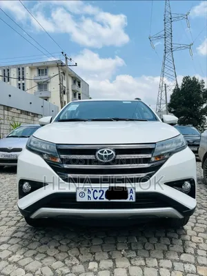 Toyota Rush 2022 White