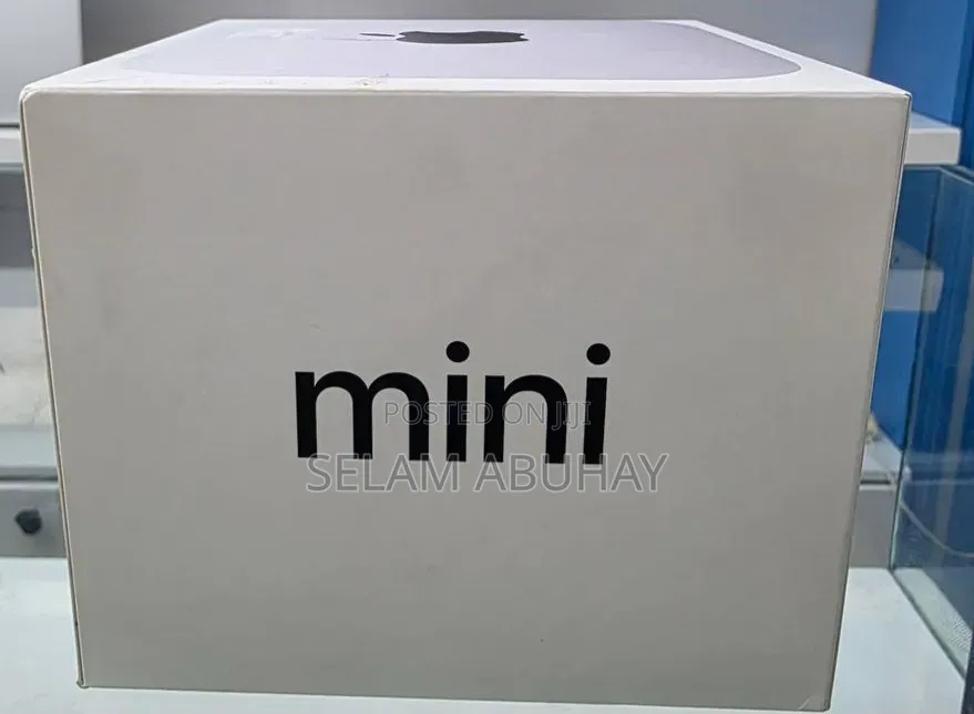 New Laptop Apple MacBook Pro 2024 M4 Max 16GB Apple M4 SSD 512GB