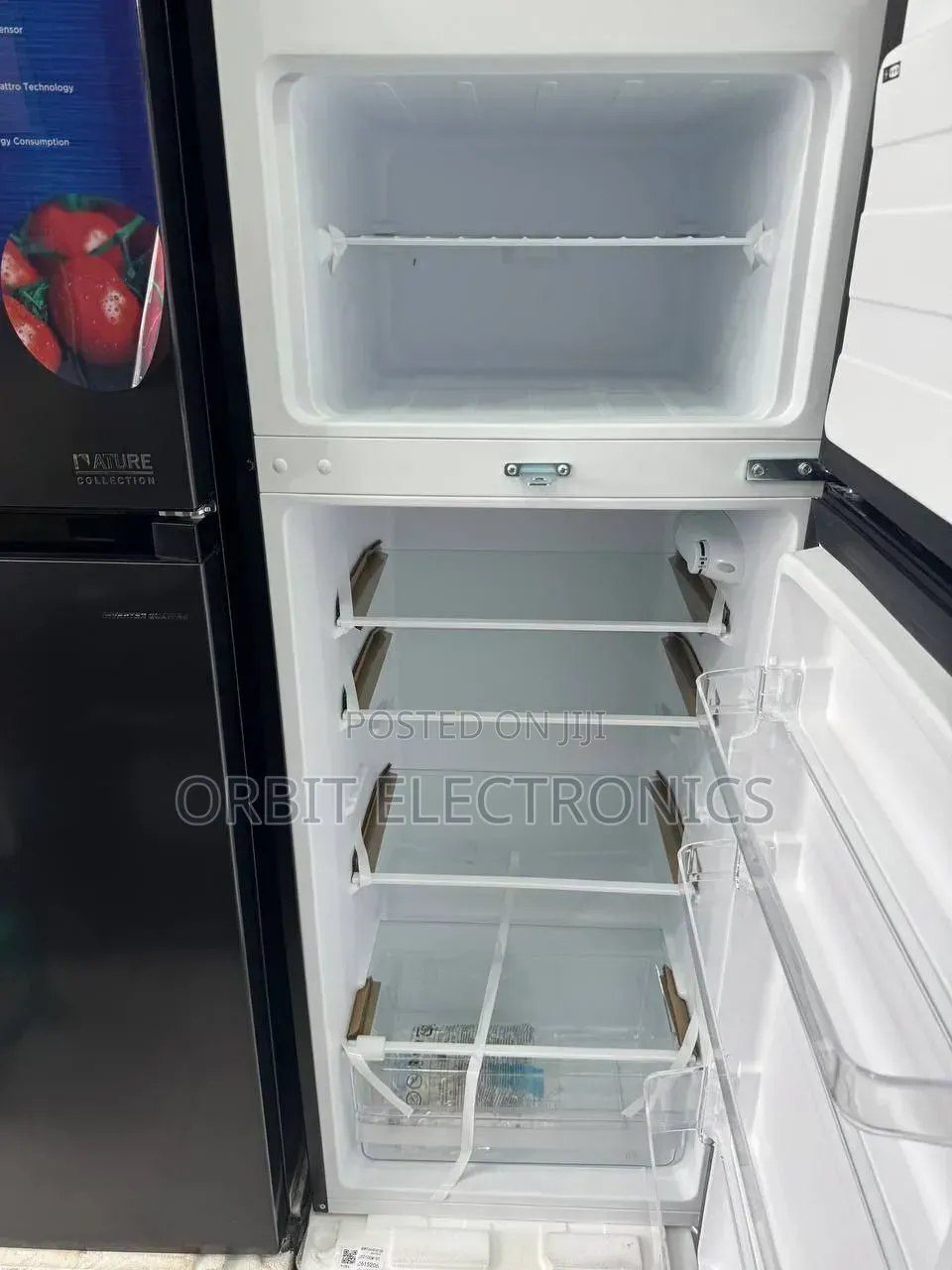 Midea 340L Refrigerator