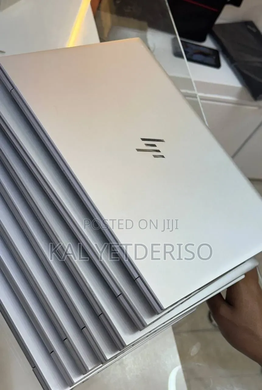 New Laptop HP EliteBook 840 G8 16GB Intel Core i7 SSD 512GB