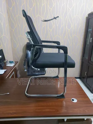 Meshe Uleg Chairs