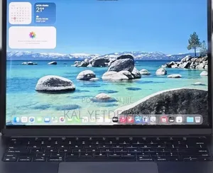 New Laptop Apple MacBook Air 2022 M2 8GB SSD 256GB