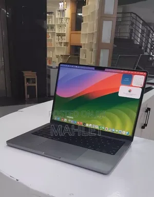 New Laptop Apple MacBook Pro 2021 M1 16GB Intel Core i9 SSD 512GB