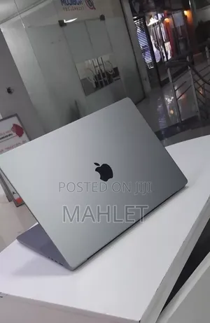 New Laptop Apple MacBook Pro 2021 M1 32GB Intel Core i9 SSD 1T