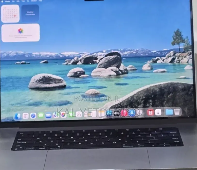 New Laptop Apple MacBook Pro 2021 M1 32GB SSD 512GB