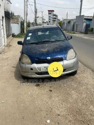 Toyota Vitz 2001 Blue