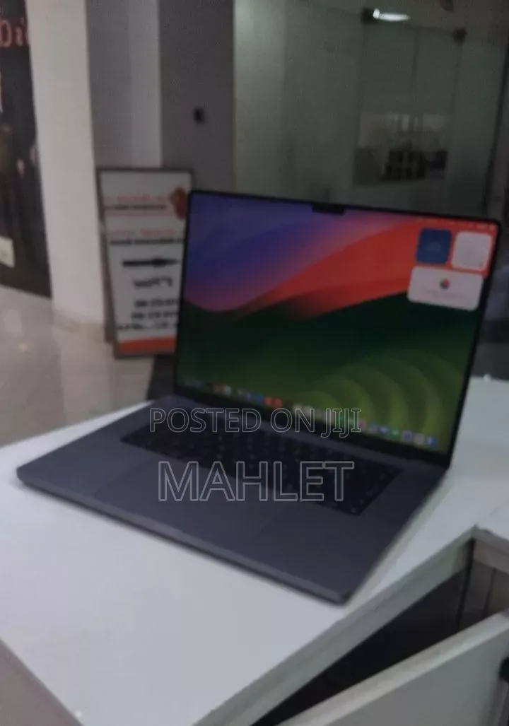 New Laptop Apple MacBook Pro 2021 M1 Max 64GB Intel Core i9 SSD 1T