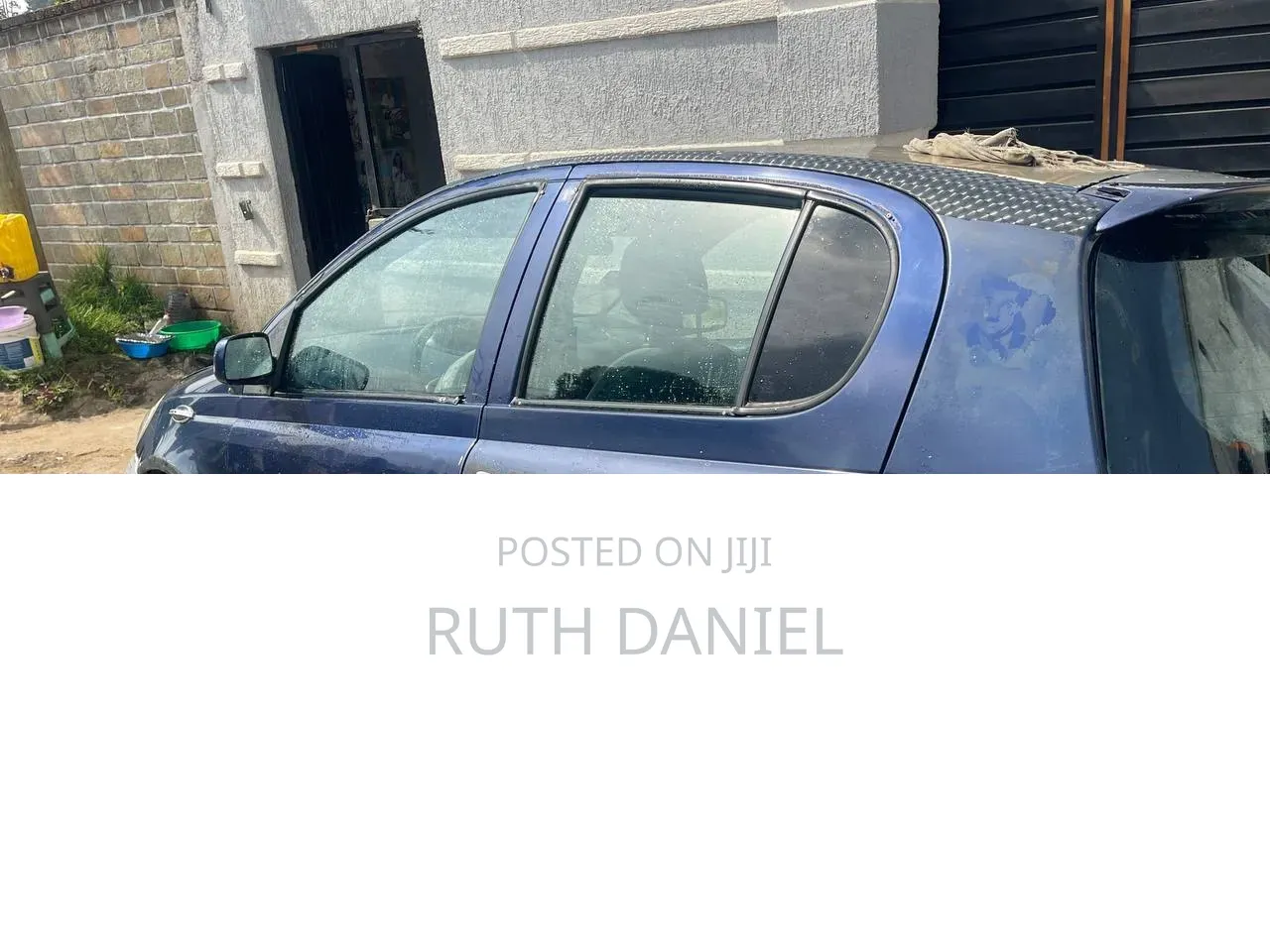 Toyota Vitz 2001 Blue