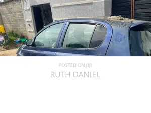 Toyota Vitz 2001 Blue