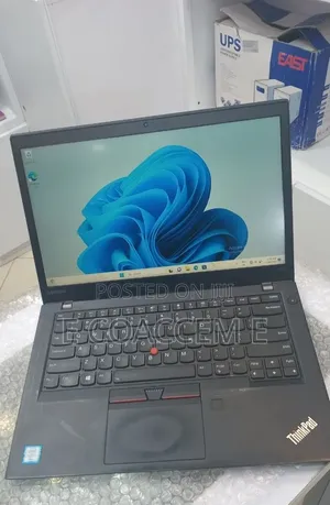 New Laptop Lenovo 8GB Intel Core i5 SSD 256GB