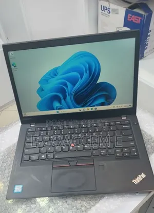 New Laptop Lenovo 8GB Intel Core i5 SSD 256GB