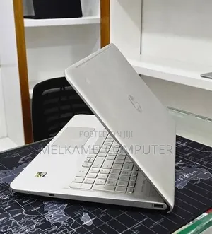 New Laptop HP Envy 15 12GB Intel Core i5 HDD 128GB