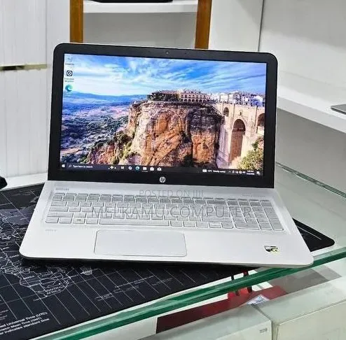 New Laptop HP Envy 15 12GB Intel Core i5 HDD 128GB