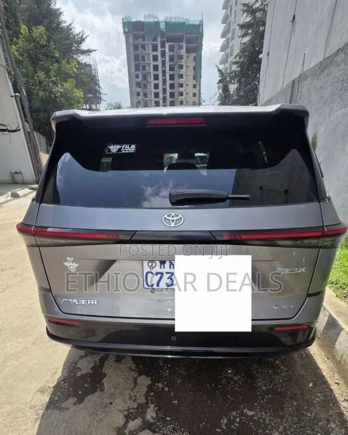 Toyota bZ3 2025 Gray