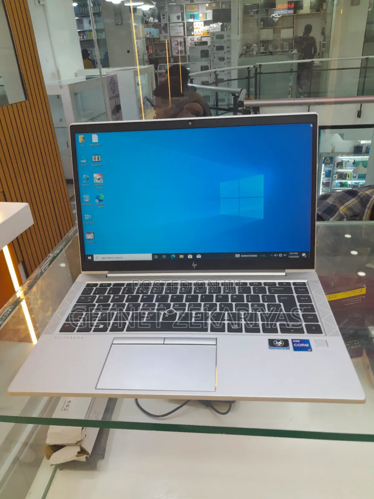 New Laptop HP EliteBook 840 G8 16GB Intel Core i7 SSD 512GB