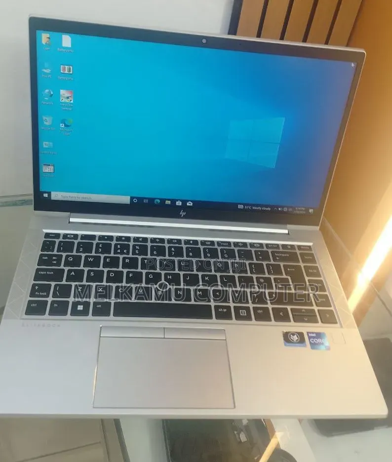 New Laptop HP EliteBook 840 G8 16GB Intel Core i7 SSD 512GB