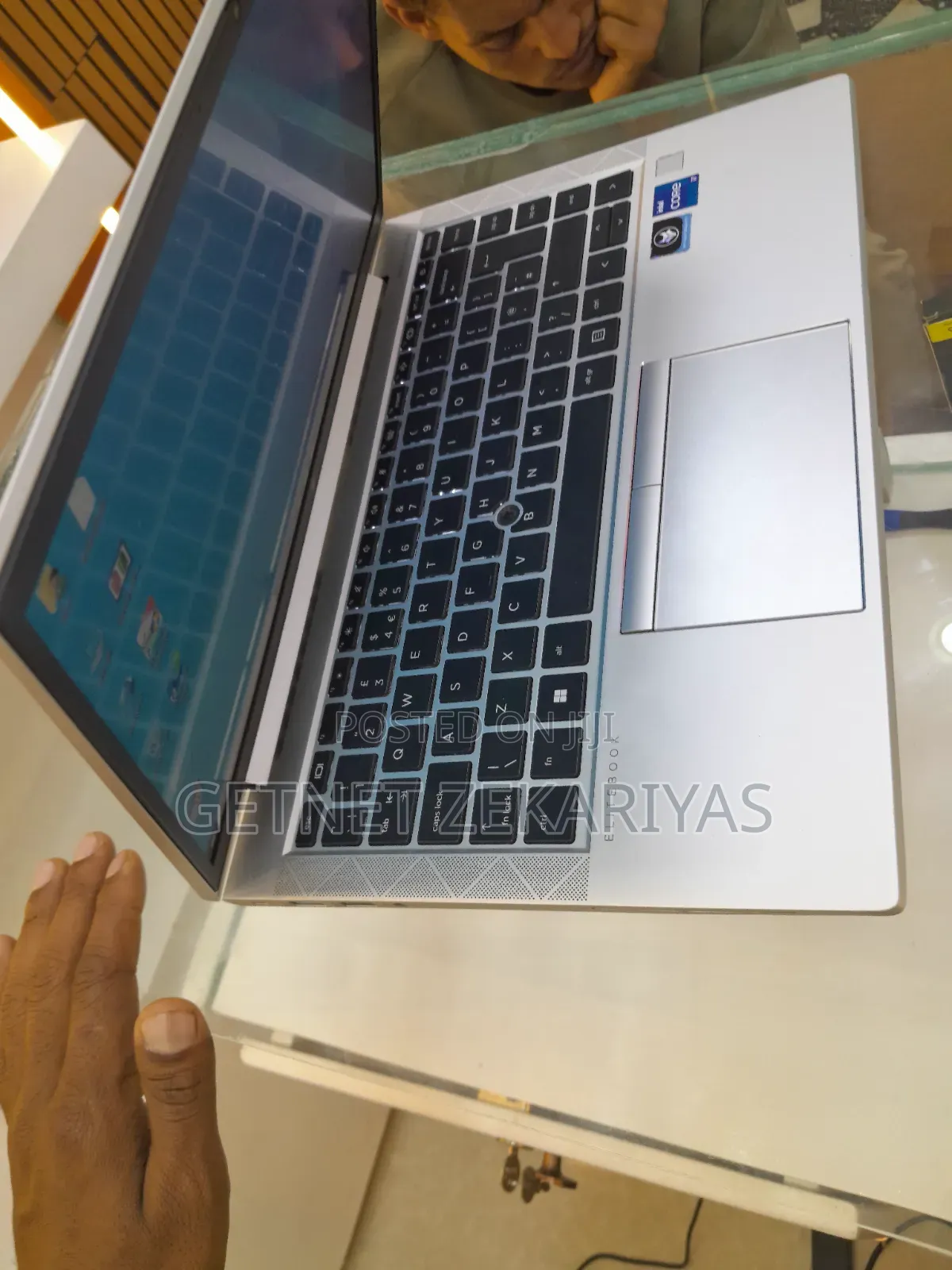New Laptop HP EliteBook 840 G8 16GB Intel Core i7 SSD 512GB