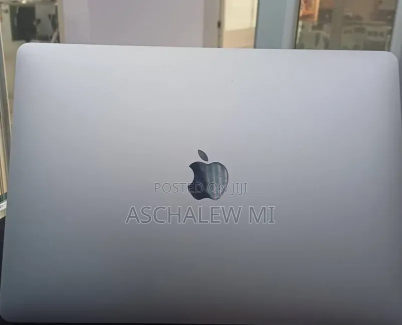 New Laptop Apple MacBook Air 2020 M1 8GB Apple M1 SSD 256GB