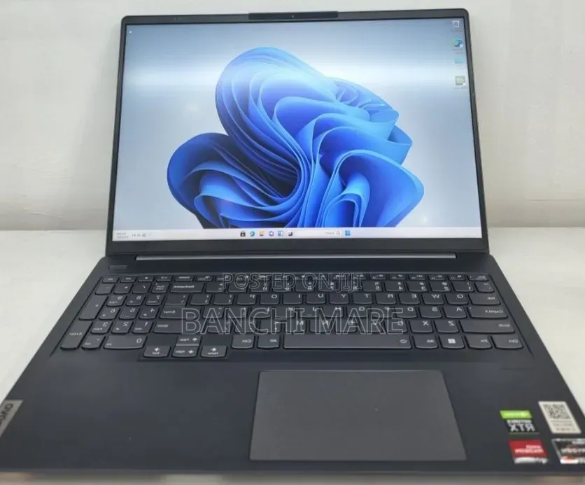 New Laptop Lenovo IdeaPad 1 16GB AMD Ryzen 7 SSD 512GB