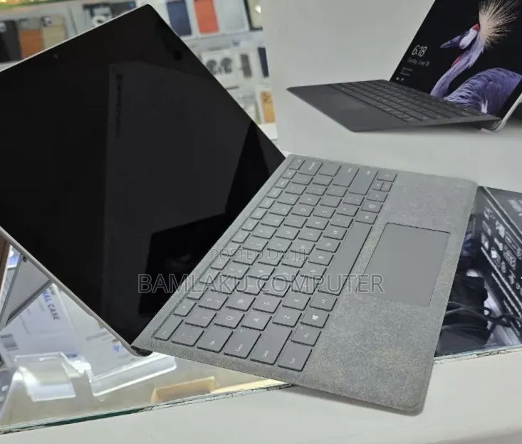 New Laptop Microsoft Surface Pro 8GB Intel Core i5 SSD 128GB