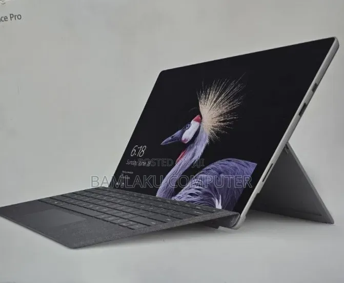 New Laptop Microsoft Surface Pro 8GB Intel Core i5 SSD 128GB
