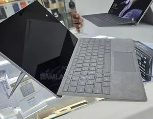 New Laptop Microsoft Surface Pro 8GB Intel Core i5 SSD 128GB