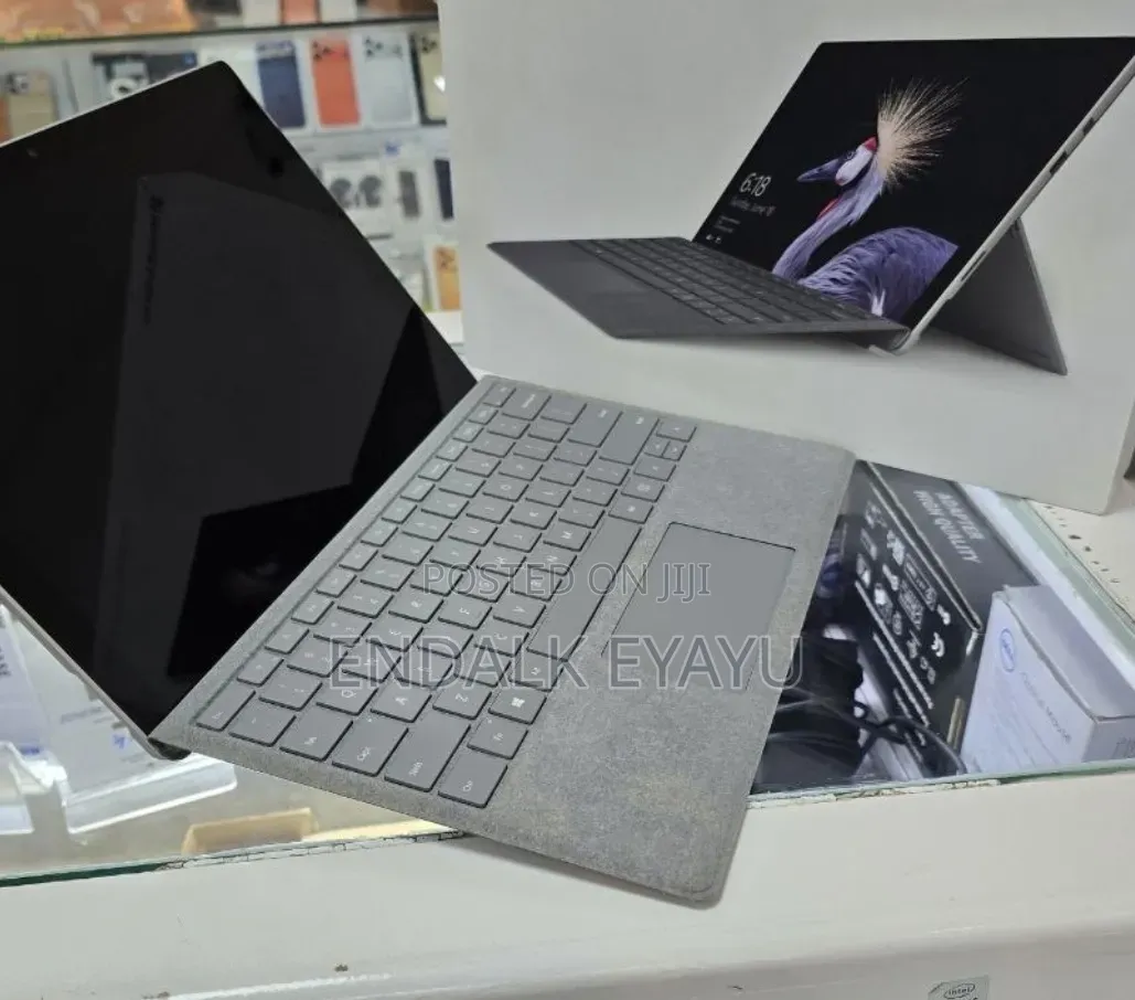 New Laptop Microsoft Surface Pro 8GB Intel Core i5 SSD 128GB