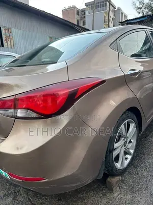 Hyundai Elantra 2015 Brown