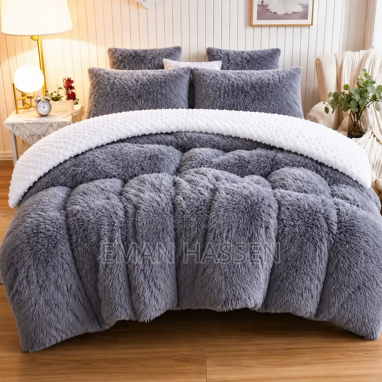 Velvet Fabric Comforter