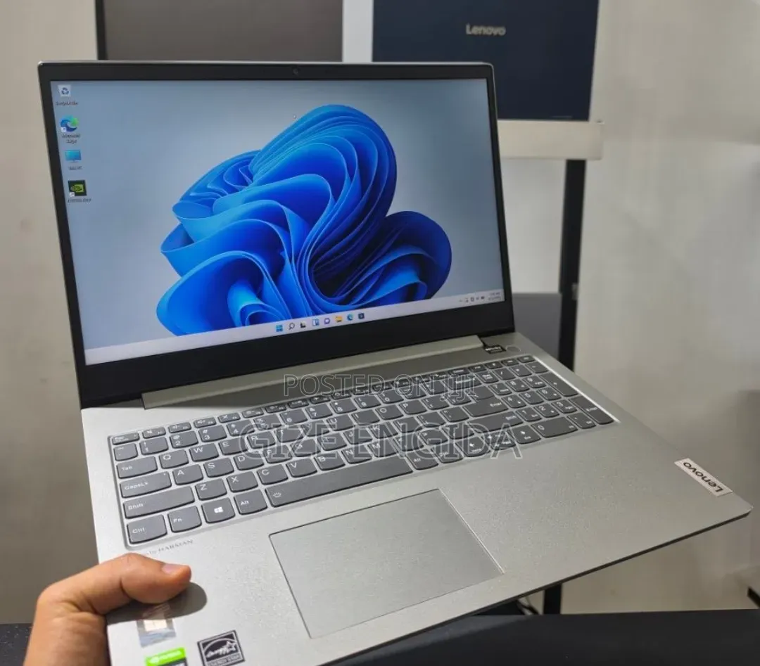 New Laptop Lenovo ThinkBook 15 16GB Intel Core i5 SSD 512GB