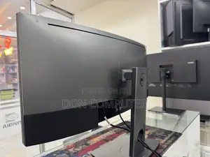 Dell UltraSharp 34 Inch Curved Monitor