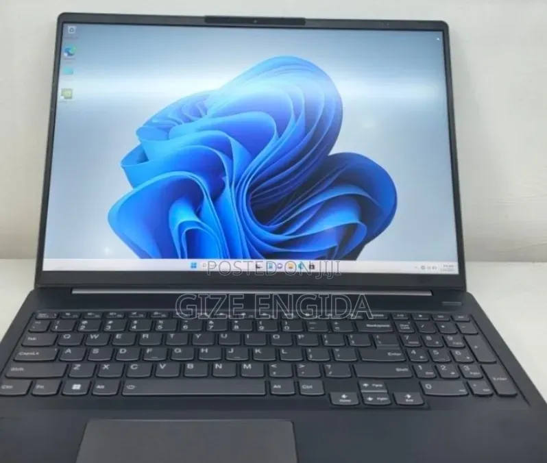 New Laptop Lenovo Ideapad 3 16GB AMD Ryzen 7 SSD 512GB