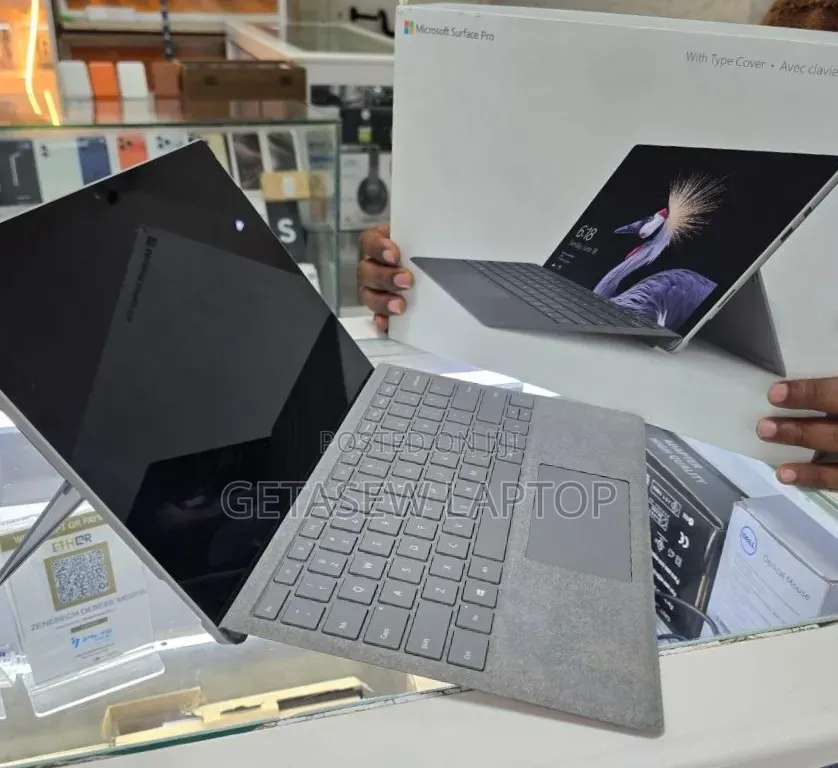 New Laptop Minisonic 8GB Intel Core i7 SSD 128GB