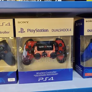 አዲስ PlayStation 4 Joystick