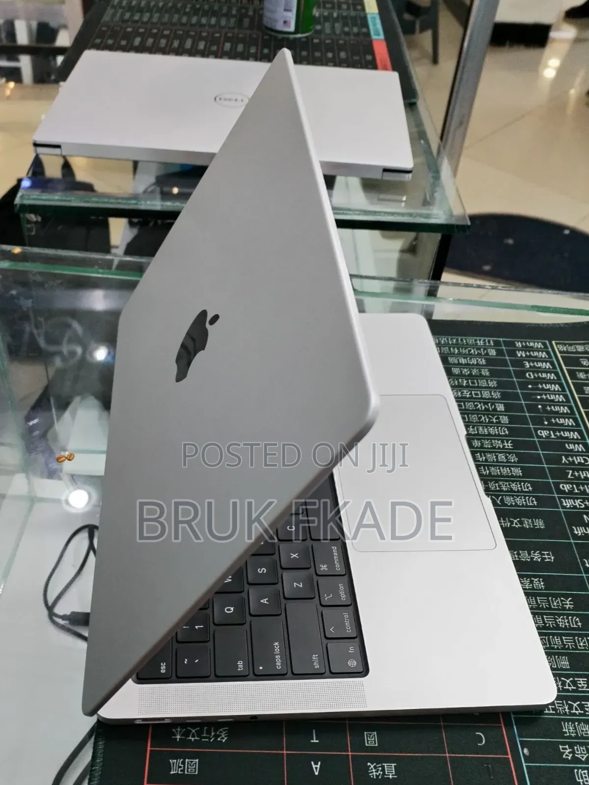New Laptop Apple MacBook Pro 2026 M5 Pro 16GB Apple M5 Pro SSD 512GB