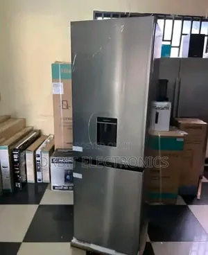 Hisense 640 L Refrigerator