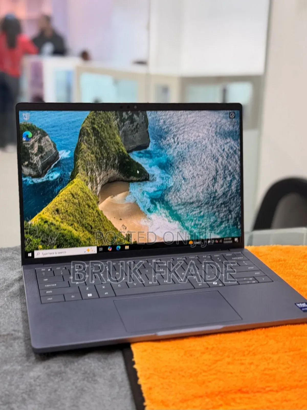 New Laptop Dell Pro 14 16GB Intel Core Ultra 5 SSD 512GB