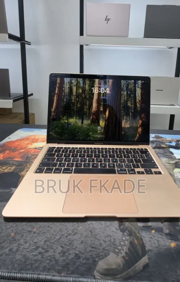 New Laptop Apple MacBook Air 2020 M1 8GB Apple M1 SSD 256GB