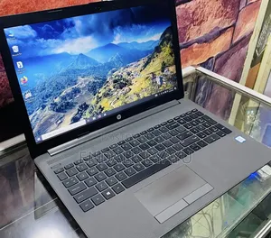 New Laptop HP 8GB Intel Core i5 SSD 256GB