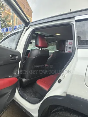 Toyota Corolla Cross Hybrid 2024 White