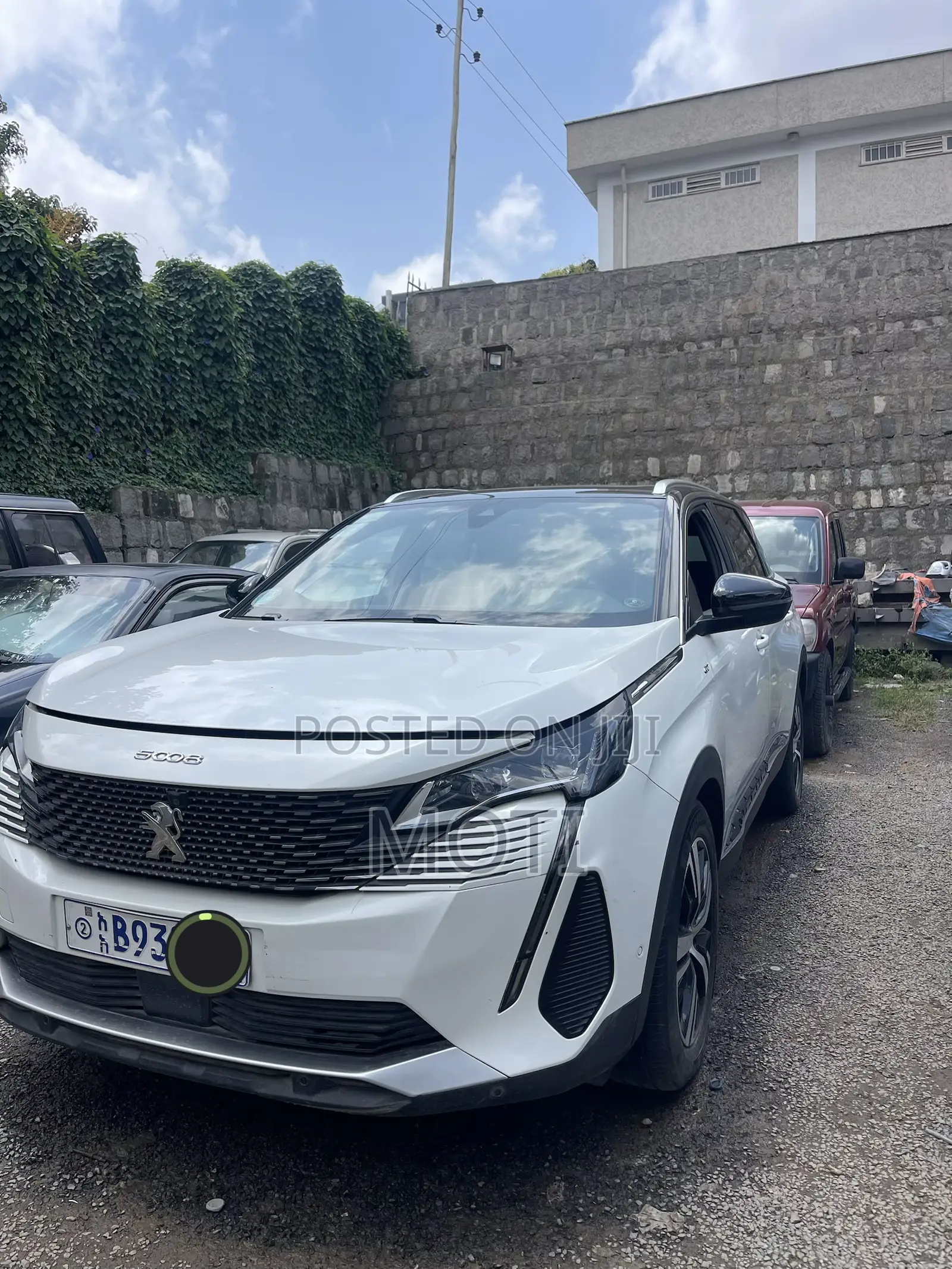 Peugeot 5008 2022 White