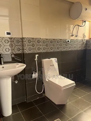 Furnished 5bdrm House in Yeka for sale