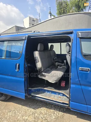 Toyota HiAce 2008 Blue
