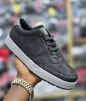 Clarks High Master Quality Sneakers for Man's 2 Color