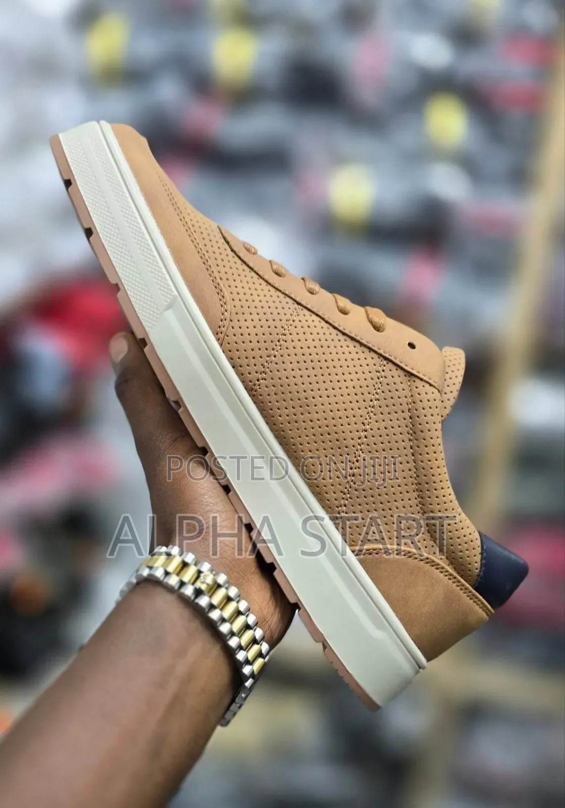 Clarks High Master Quality Sneakers for Man's 2 Color