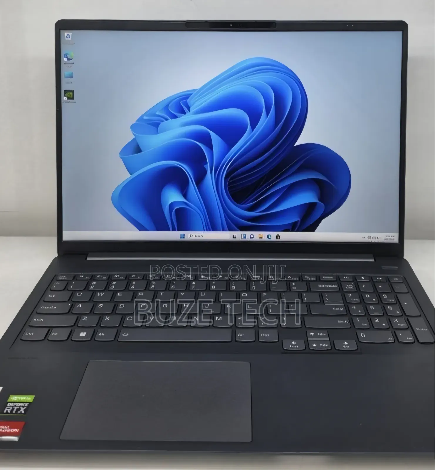 New Laptop Lenovo 16GB AMD Ryzen 7 SSD 512GB