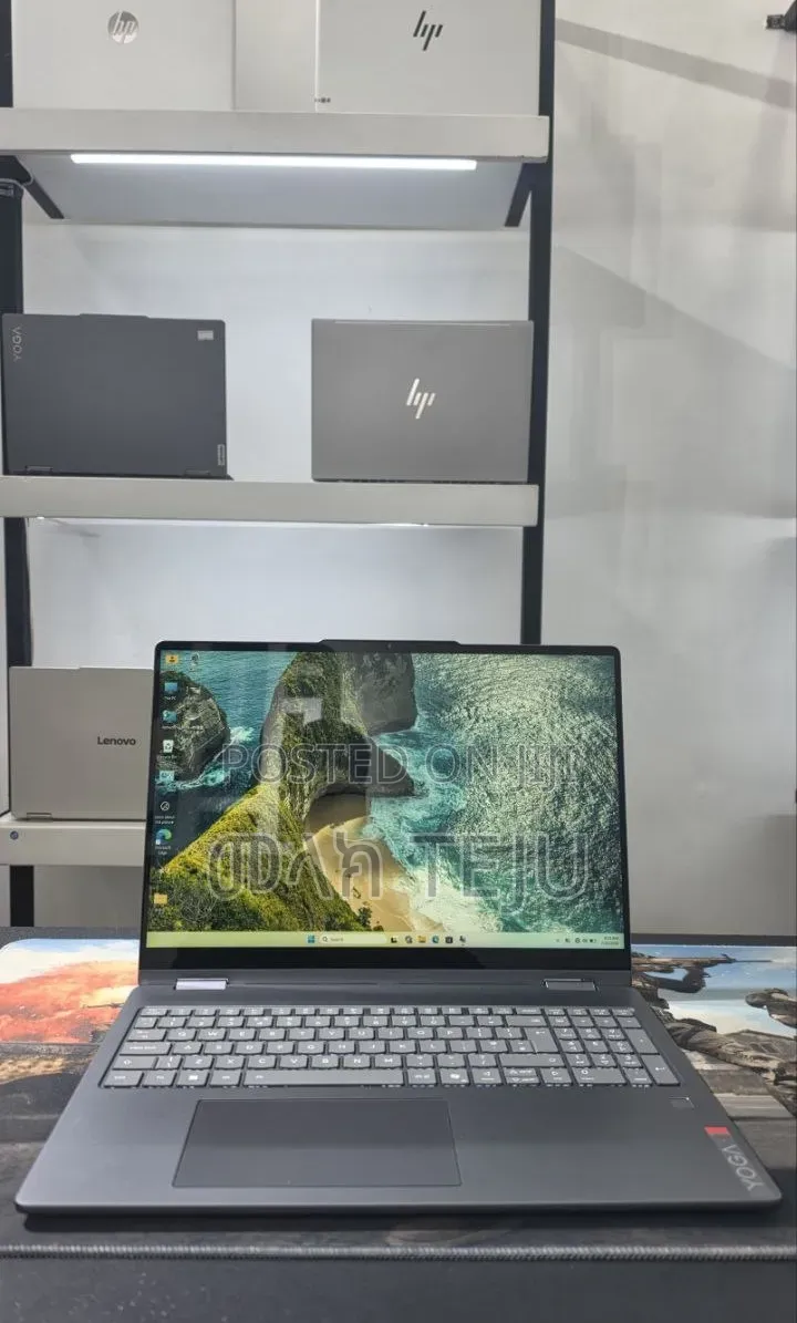 New Laptop Lenovo Yoga 330 16GB Intel Core Ultra 5 SSD 512GB